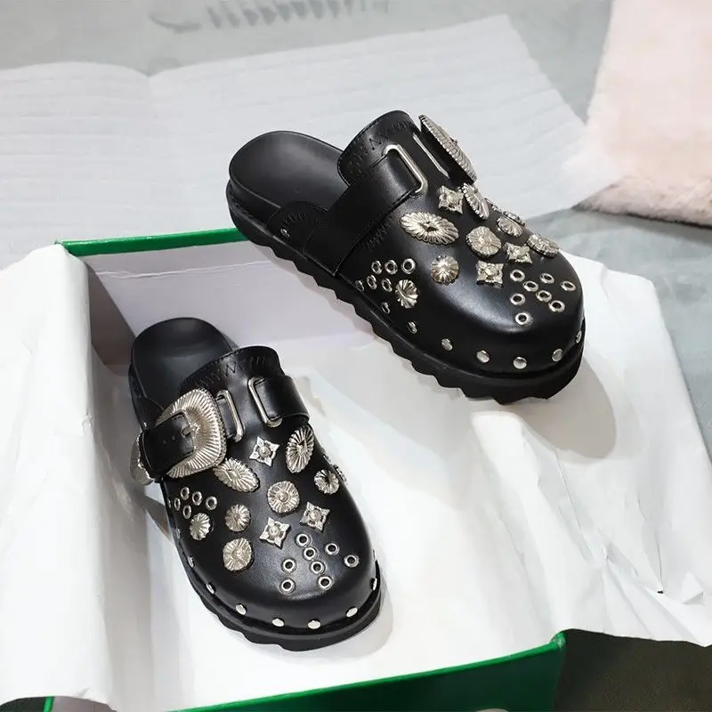 Zapatos Punk con remaches de Metal para mujer, Mules de PU negros sin cordones, zapatillas modernas de plataforma para exteriores, zapatos informales para mujer 2022