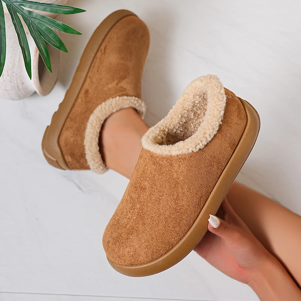 

Зимние женские зимние ботинки, повседневная домашняя обувь для женщин, 2024, уличная теплая хлопковая обувь, домашние плюшевые удобные ботильоны, женские