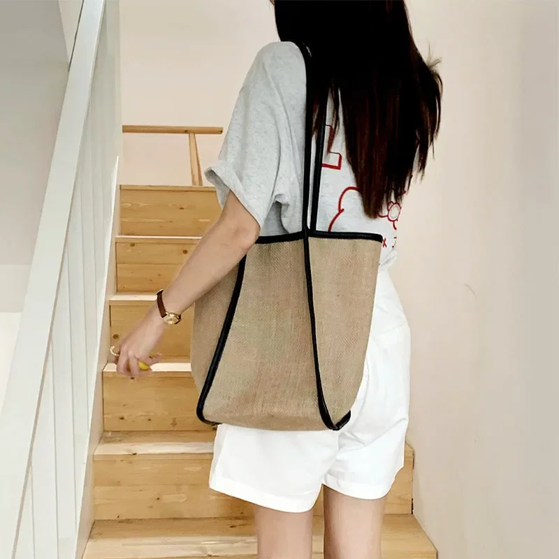 High end women's Korean ins transparent mesh large capacity single shoulder lightweight beach hollowed out shopping bag handbag