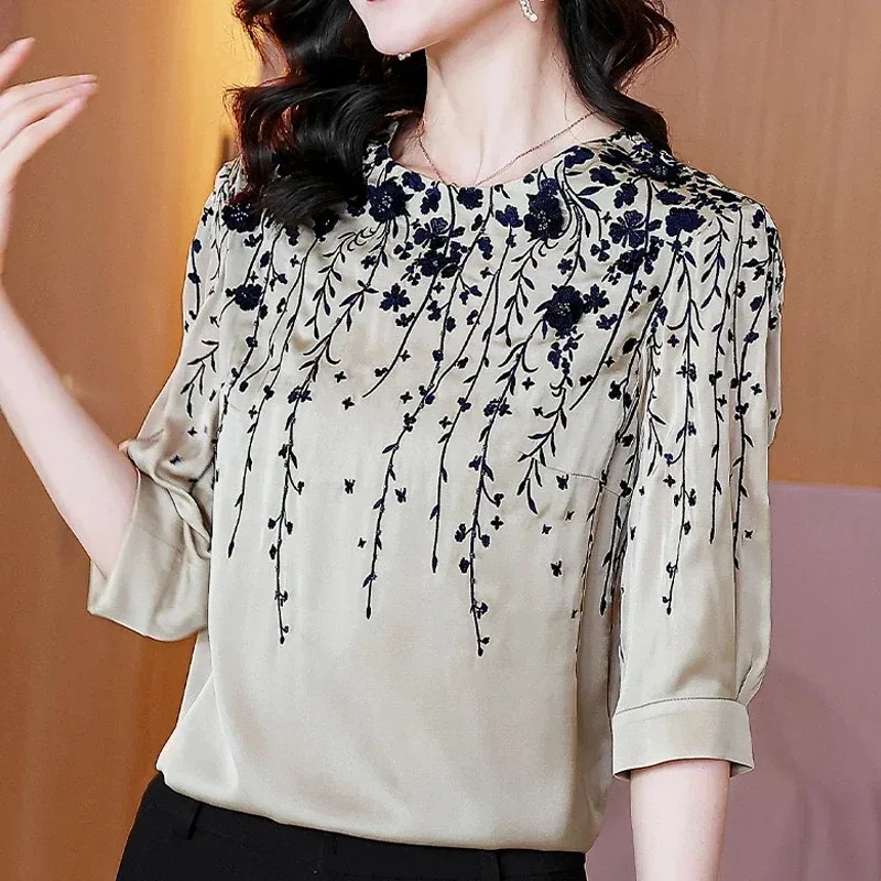 New Summer Silk Women Blouse Casual Loose Half Sleeve Floral Embroidery Satin Shirt Woman Elegant Office Lady Tops Blusas 19180