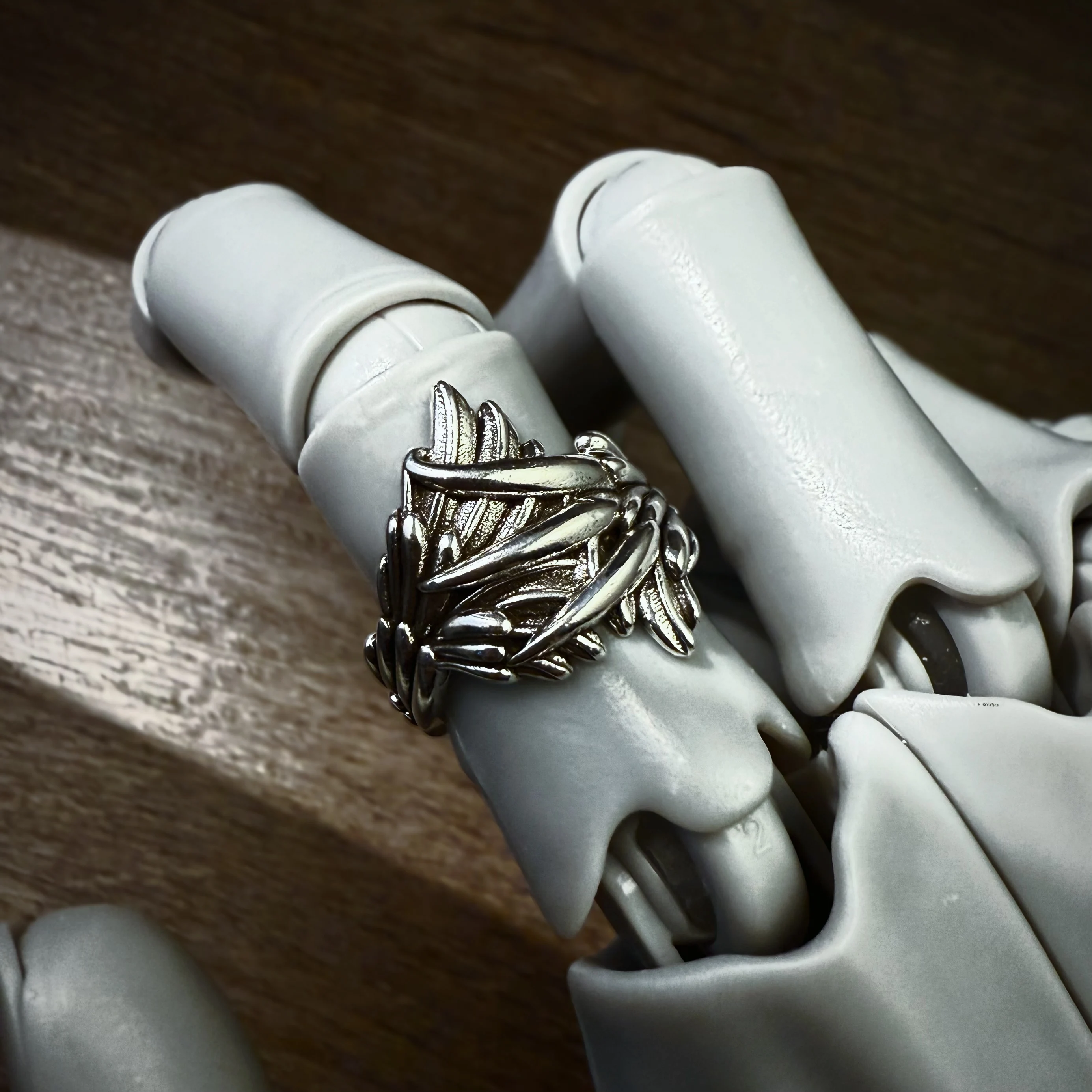 Retro Der Phönixflügel&Kralle Verstellbarer Offener Ring für Männer Punk Gothic Edgy Versilbertes Messing Schmuck Vintage Accessoires Geschenk – Detail 6