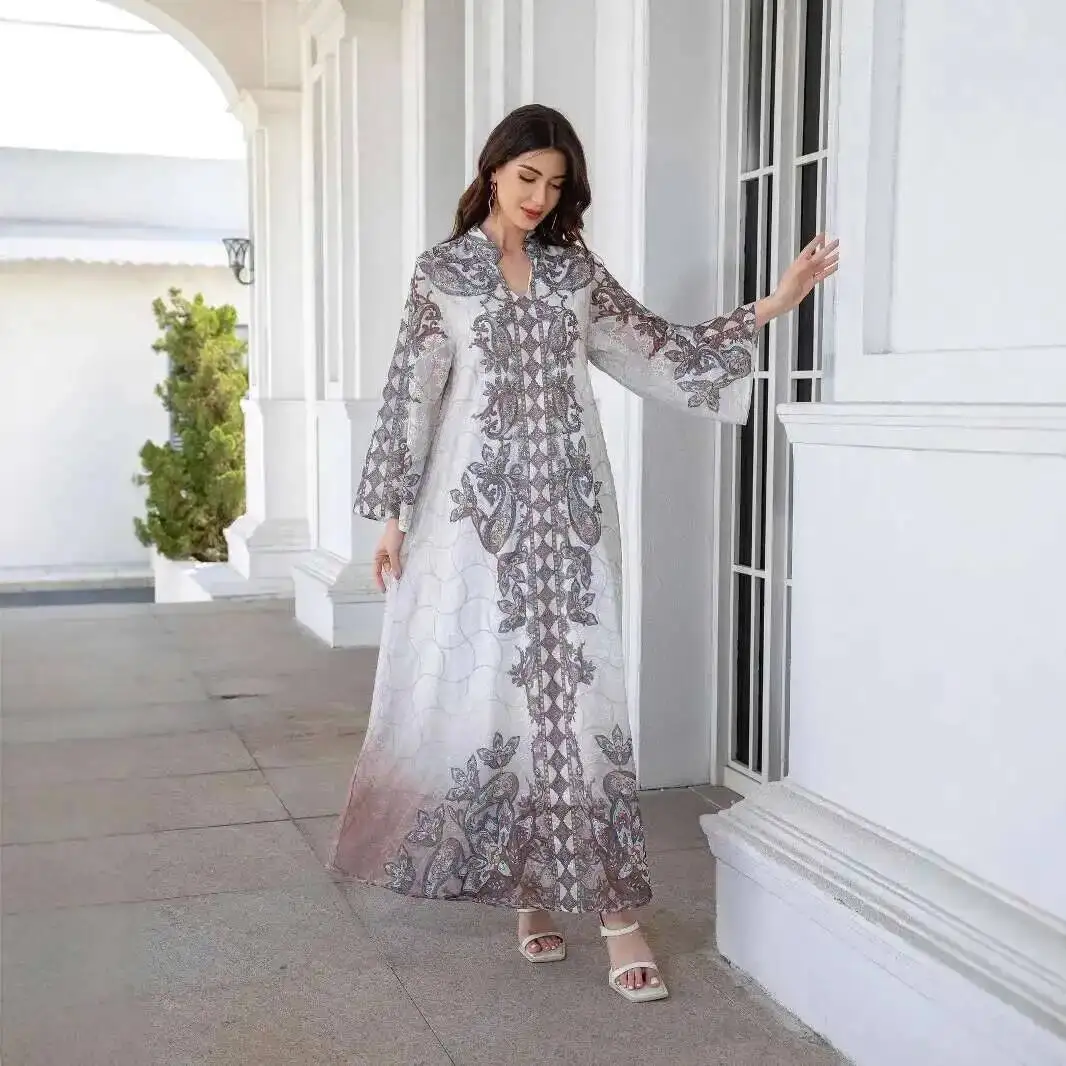 

241110 Muslim Women's Clothing Long Robe Embroidered Fabric Print Inlaid with Diamonds Women's Long Dress Abayas Islam Elegant