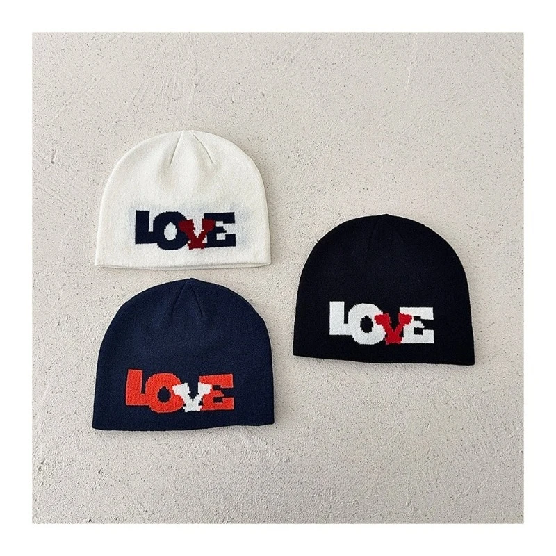 

Korean-style Letter Print Kids' Knitted Hat: Stylish Street Dance Beanie for Trendy Toddlers – Versatile Slouchy Cap for Styling