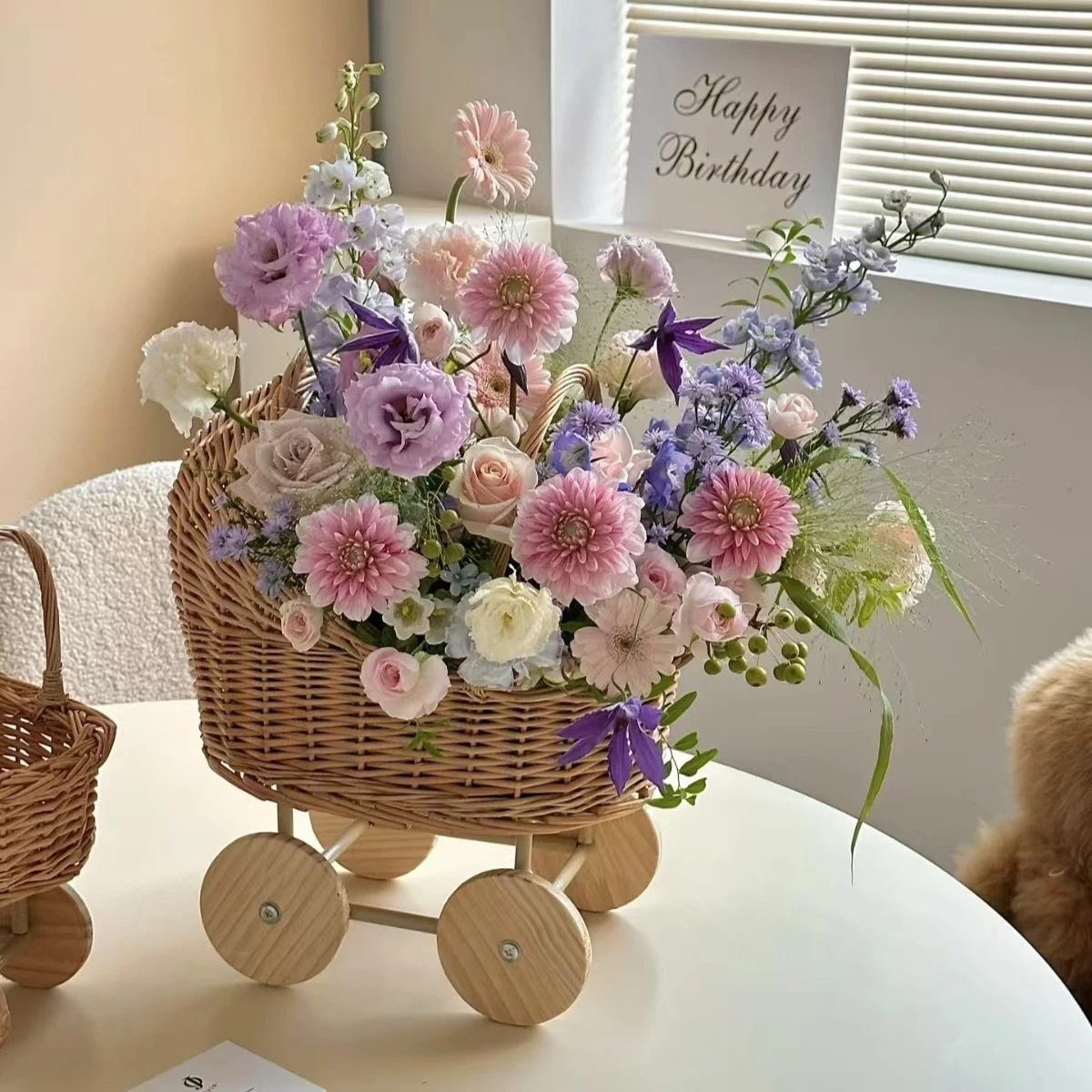 New High-end Baby Stroller Willow Woven Basket Flower Basket Flower House Flower Basket Opening Flower Basket Flower Shop