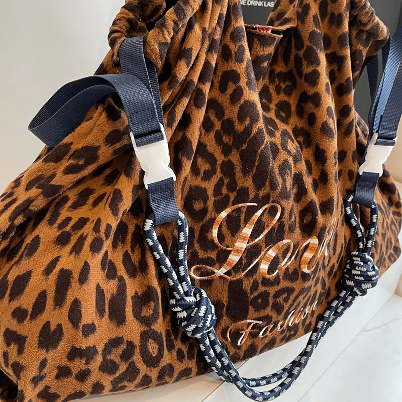 Übergroße Umhängetaschen mit Leopardenmuster für Damen, verformbar, VELOUR, große Kapazität, Einkaufstaschen, 2025, Winter, neue Luxus-Handtaschen – Detail 16