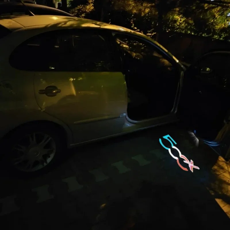 

LED Car Door Welcome Light Projector Logo Ghost Lamp Projector Courtesy for Fiat 500X 500 500L Grande Punto Auto Door Decorative