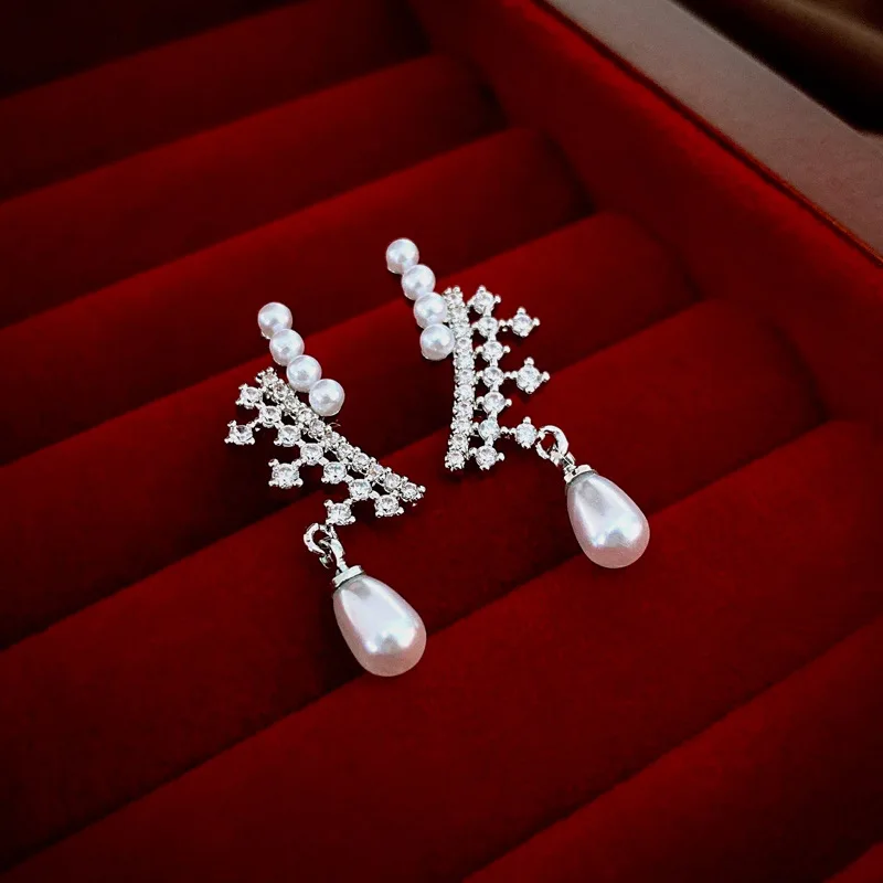 Zircon imitation pearl five-pointed star water drop silver needle earrings fashion light luxury temperament high-end earrings