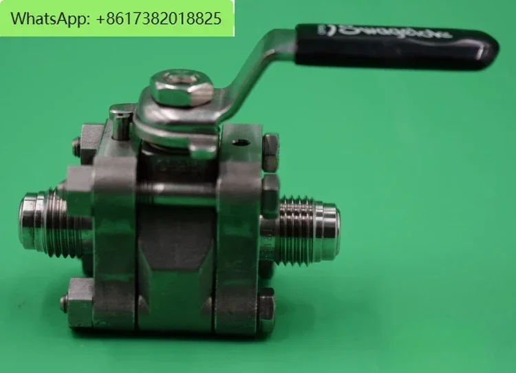 SS-62TVCR4 3 Piece 60 Series Ball Valve 1/4 in VCR Seal Fitting