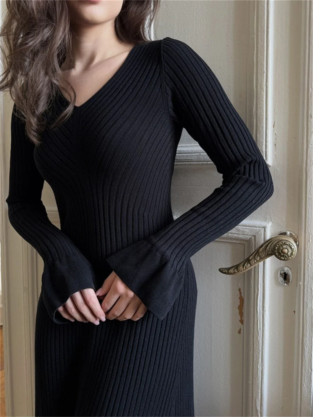 Elegant Knitted Maxi Dress for Women Autumn Winter Solid V-neck Flare Long Sleeve Ribbed High Waist Dresses Ladies Knitwear