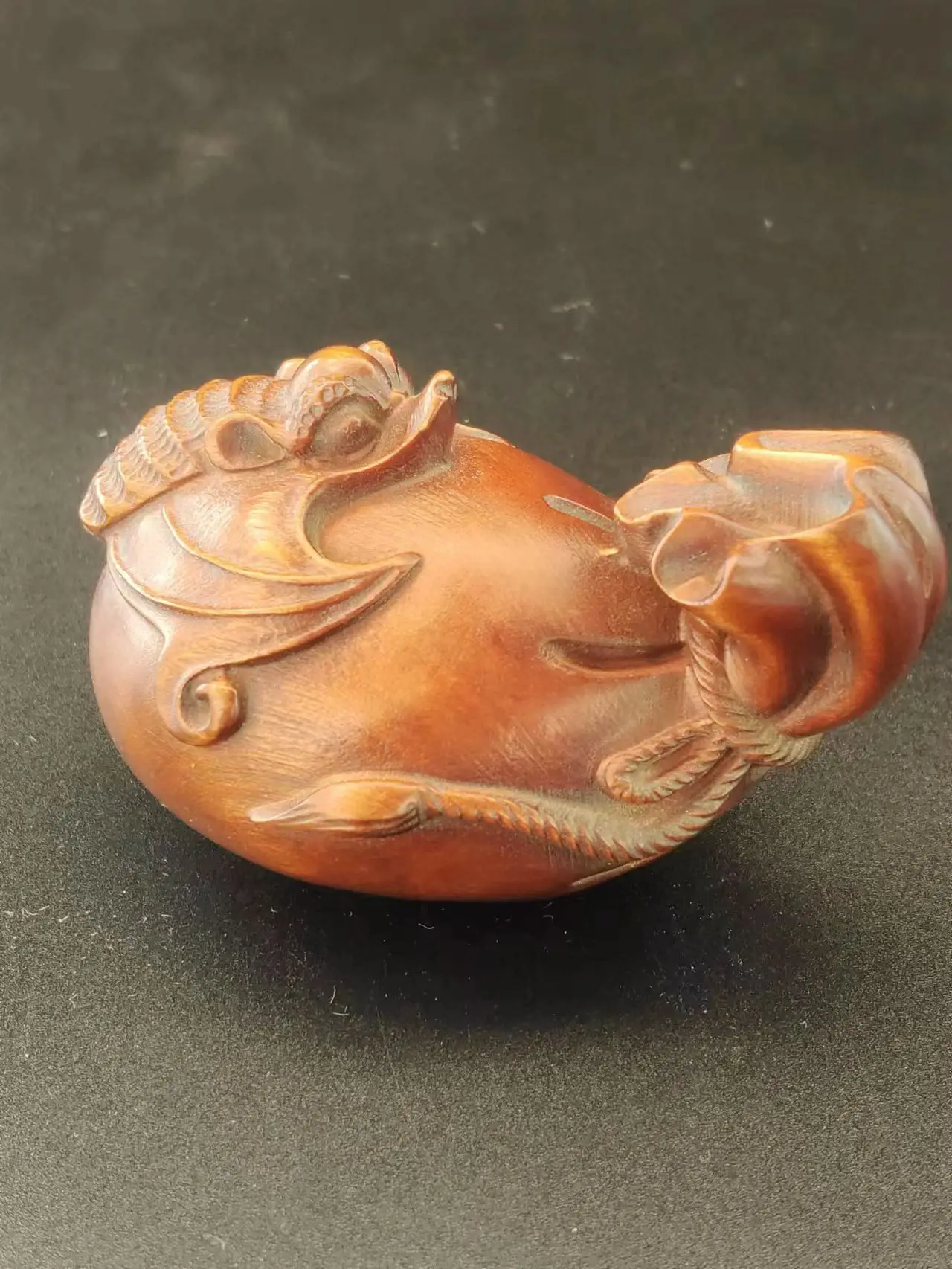 Japanese boxwood hand carved money bag bat statue table deco netsuke collectable See original listing