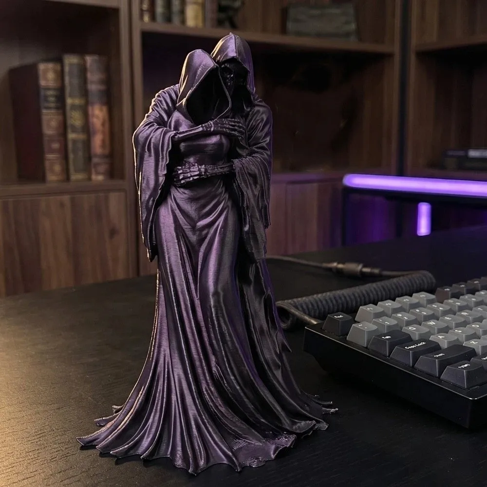 Creative Embracing Posture Gothic Decoration 3D Printed Retro Ghost Ornaments Dark Style Skeleton Model Decoration Gifts