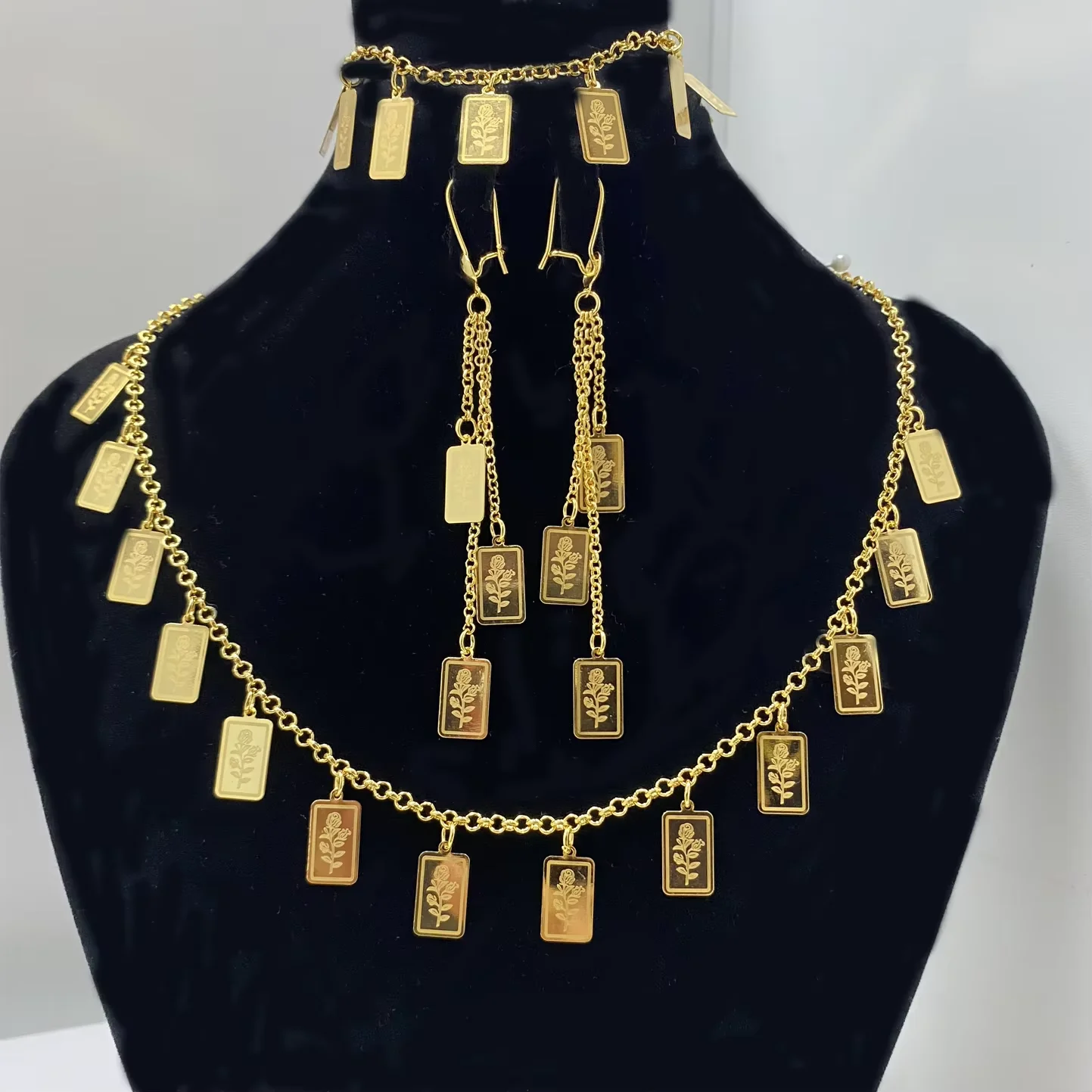 Dubai Bridal Vintage-Hochzeitsschmuck-Set, 21 Karat vergoldet, arabischer muslimischer Anhänger, Halskette, Armband, marokkanischer Damen-Party-Schmuck – Detail 6