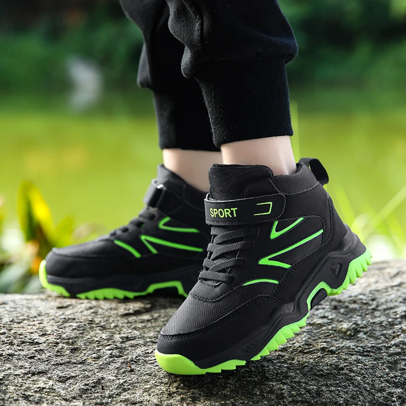 حذاء رياضي كاجوال للأطفال يسمح بمرور الهواء للشتاء مريح وناعم للأولاد بخطاف وحلقة غير قابل للانزلاق للمشي لمسافات طويلة وتسلق الجبال أحذية رياضية