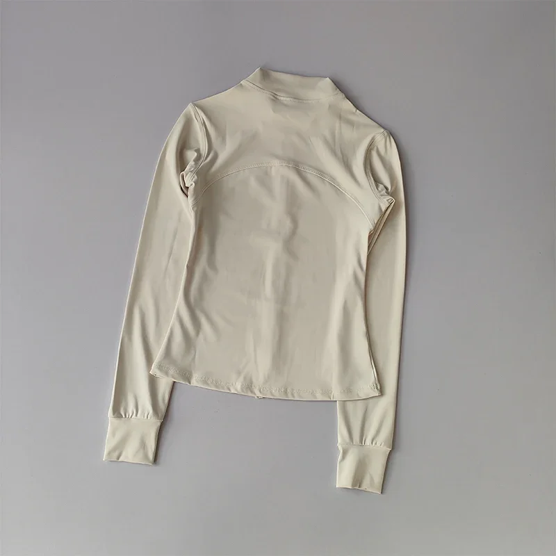 Sportjacke mit Reißverschluss für Damen, Yoga-Anzüge, Slim Fit, Training zum Joggen, langärmelige, schnelltrocknende Cardigan-Jacke, Oberteil – Detail 3