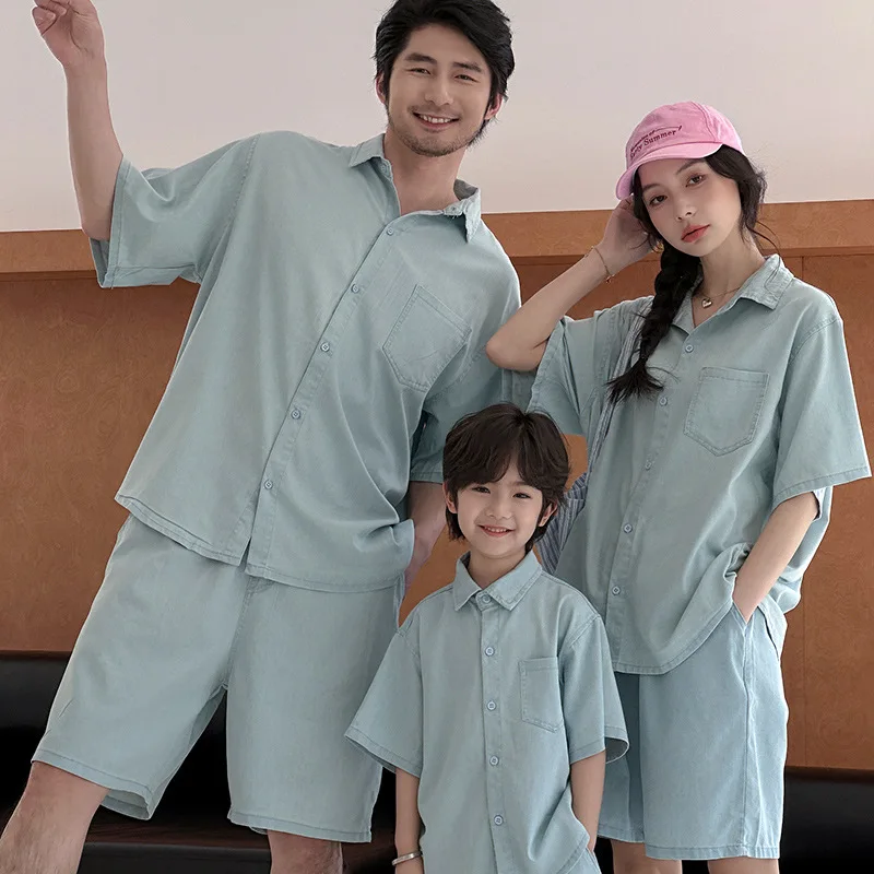 

2025 New Blue Denim Family Matching Outfits Short Sleeve Tops and Shorts Two Piece Set for Family of 3-4 Outdoor Casual Clothes