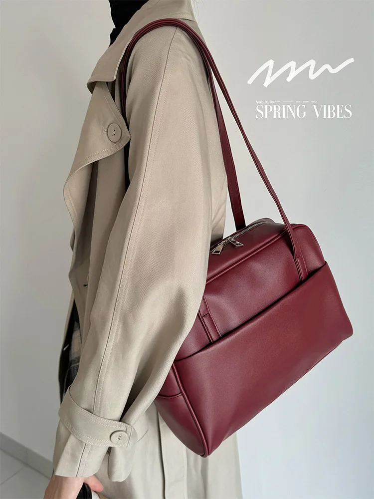 

Large-Capacity Shoulder Bags for Women, Fall 2025 New Arrival, Vintage Underarm Bag, Versatile Large-Capacity Tote Bag