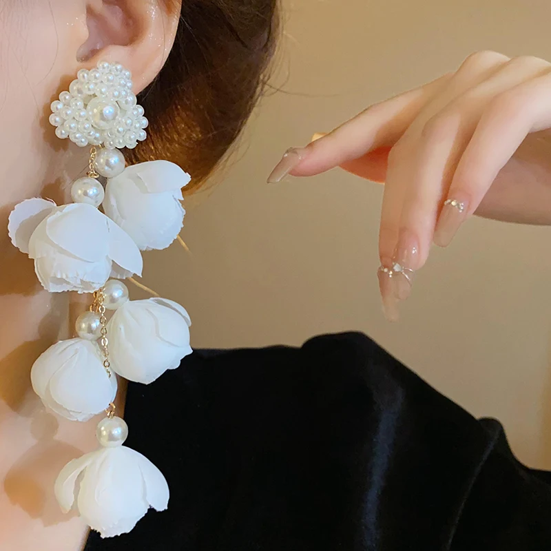 White Flower Long Fringe Earrings Imitation Pearl Crystal Dangle Earrings For Women Girls Delicate Party Wedding Jewelry K