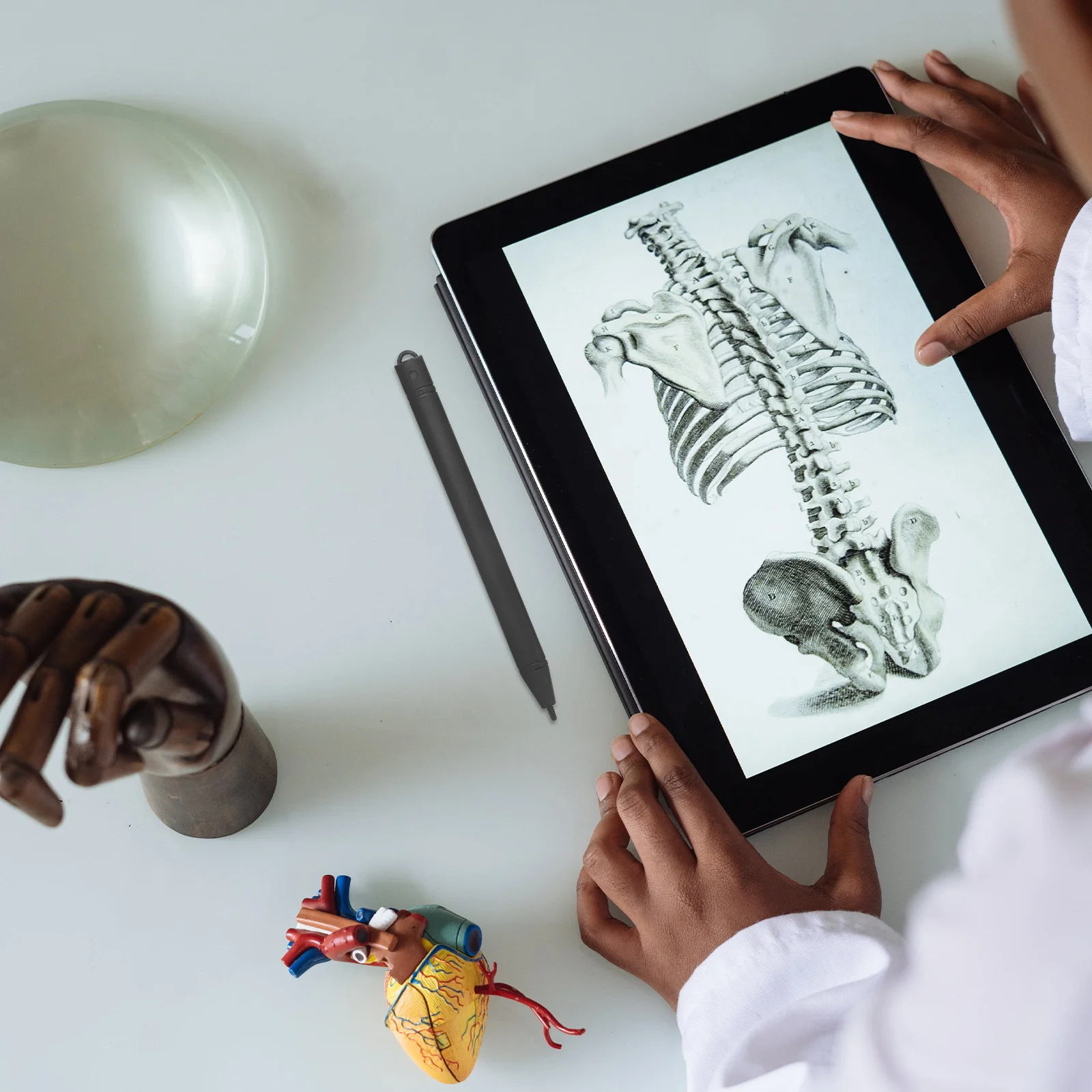 6 قطع من أقلام لوحة الرسم LCD للكتابة بسلاسة وقبضة مريحة لتعلم الألوان أداة الرسم والتفاعل بين الوالدين