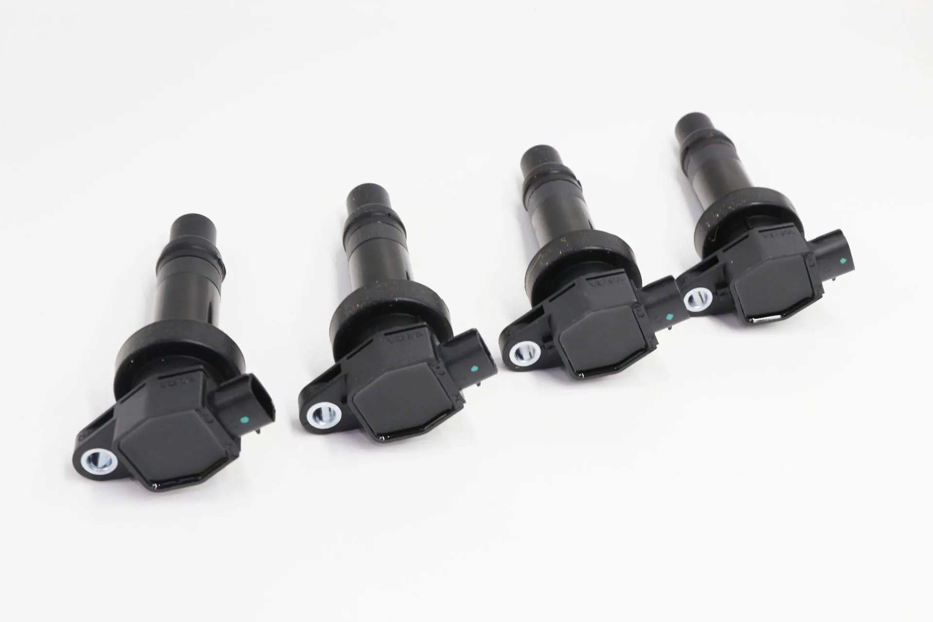 4 قطعة ملف الإشعال اعة 273012B010 لشركة هيونداي I30 I20 Venga كيا ريو الروح Ceed فيلوستر