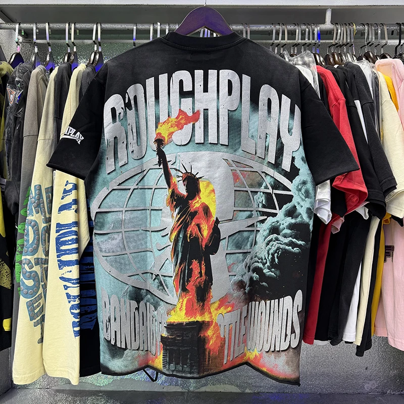 New Arrival Rough Play Men's T-Shirt Vintage Distressed Statue of Liberty Print Ripped Hem Streetwear Top