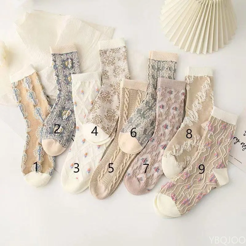 

9 Pairs of Spring and Autumn Women's Palace Style Artistic Relief Flowers Floral Fragments Sweet Girls' Long Tube Women's Socks