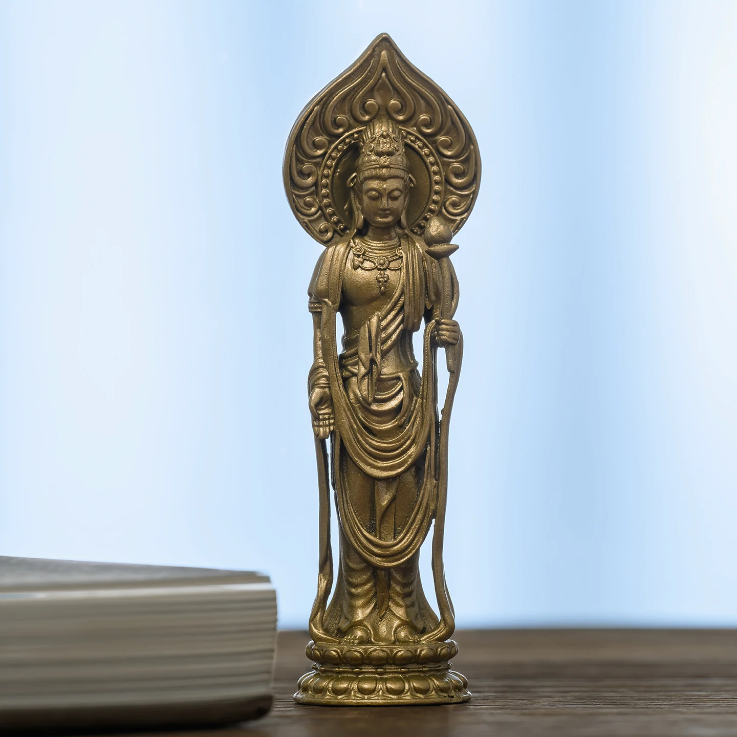 

Mini Brass Seikanzeon Bodhisattva Statue East Esoteric Guanyin for Quiet Protection Inner Peace Prayer Wish Fulfillment