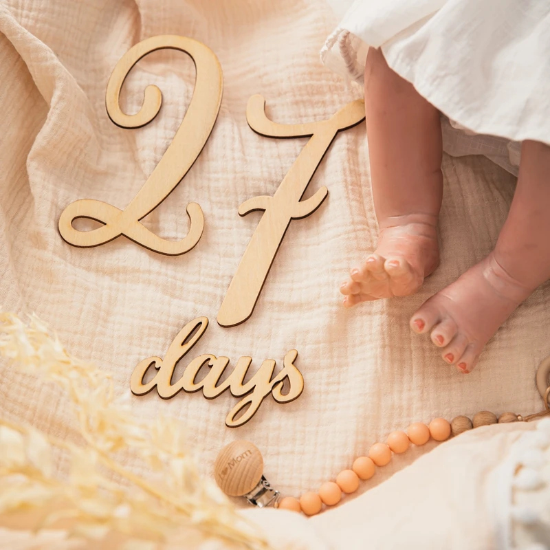 

20pcs Baby Monthly Milestone Cards Natural Wooden Numbers Newborn Birth Announcement Growth Card Reversible Photo Props Sets