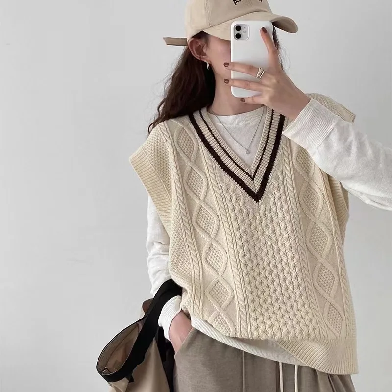

Women Academy Style V Neck Sleeveless Vest Women's Autumn Color Contrast Vintage Loose Casual Layup Knitted Top E864