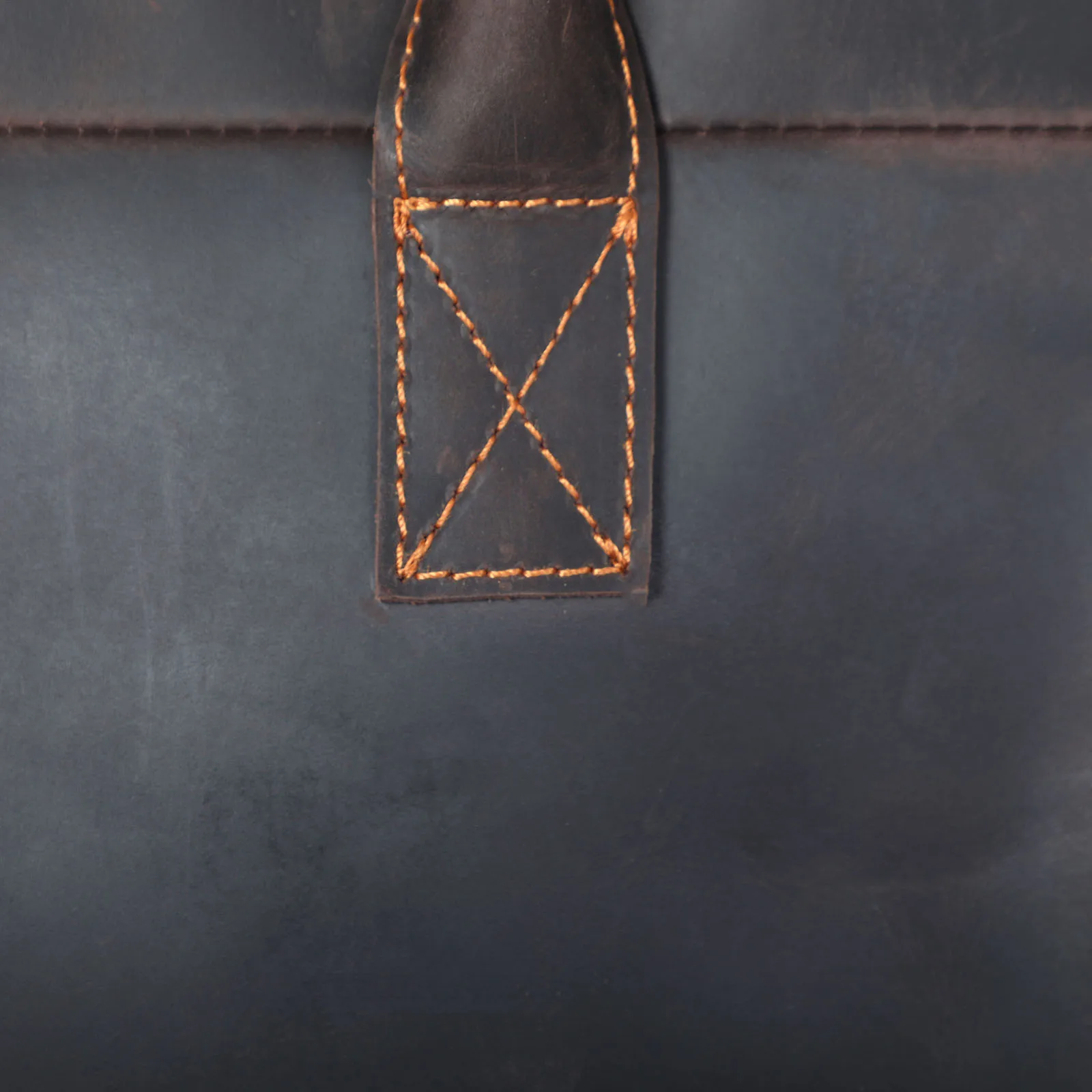 S.WORKER Echtleder-Aktentasche für Herren | Vintage-Bürohandtasche aus Vollnarbenleder für Laptops – Detail 13