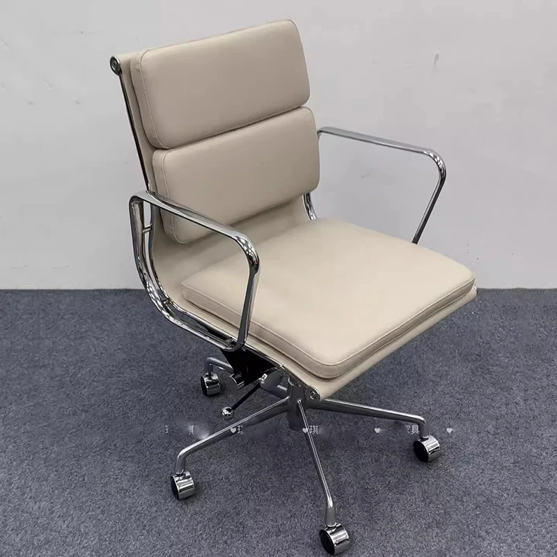 عجلات مصمم كرسي مكتب ماكياج الحديثة غرفة نوم فاخرة الشمال كرسي مكتب مؤتمر التخييم Silla Oficina أثاث المنزل