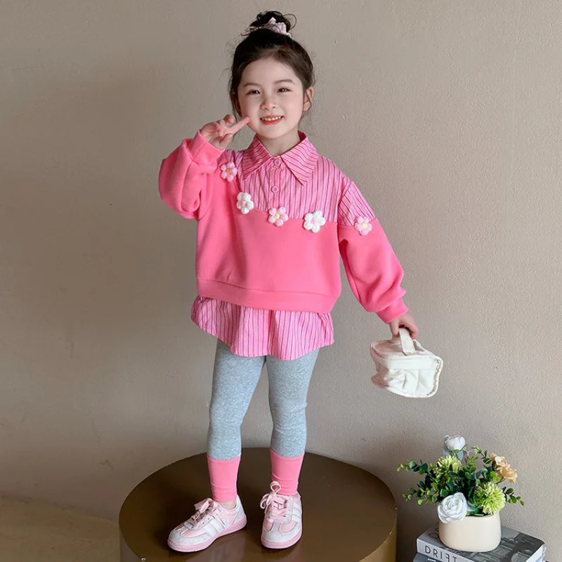 

Комплект весенней одежды для девочек 2026: Новый детский комплект из двух предметов с эффектом двухслойности, стильный весенний наряд для девочек