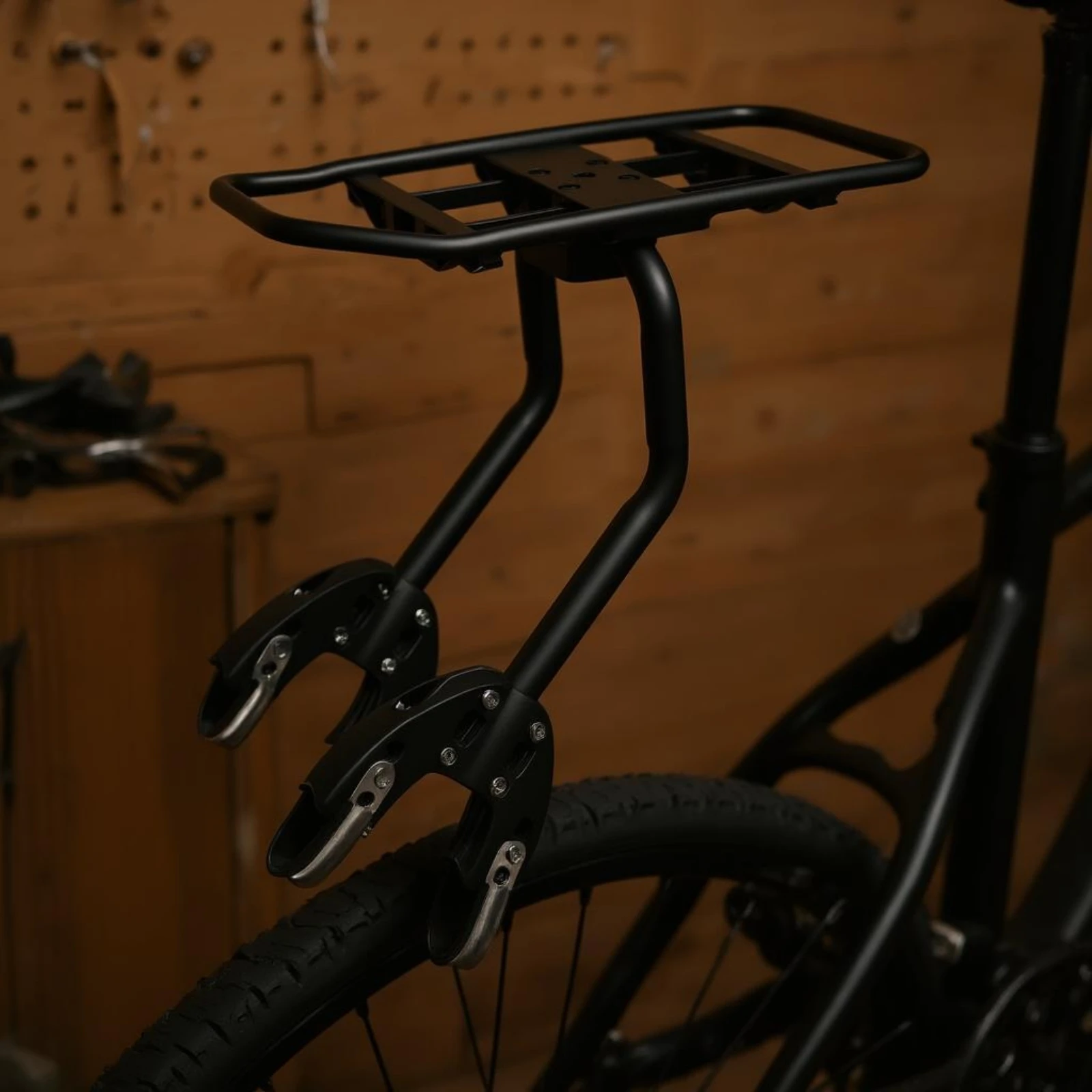 Rear Bike Cargo Rack Rectangular Platform Mountain Bike Rear Rack Vehicle Accessory Side Support Struts Clamp-Style