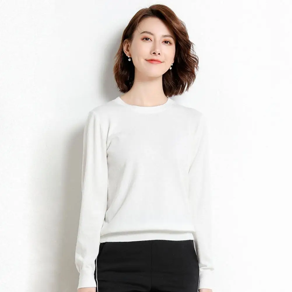 Soft Knit Fabric Blouse Stylish Women's Winter Sweater Collection Solid Color Crew Neck Pullover Tops with Long Sleeves Loose