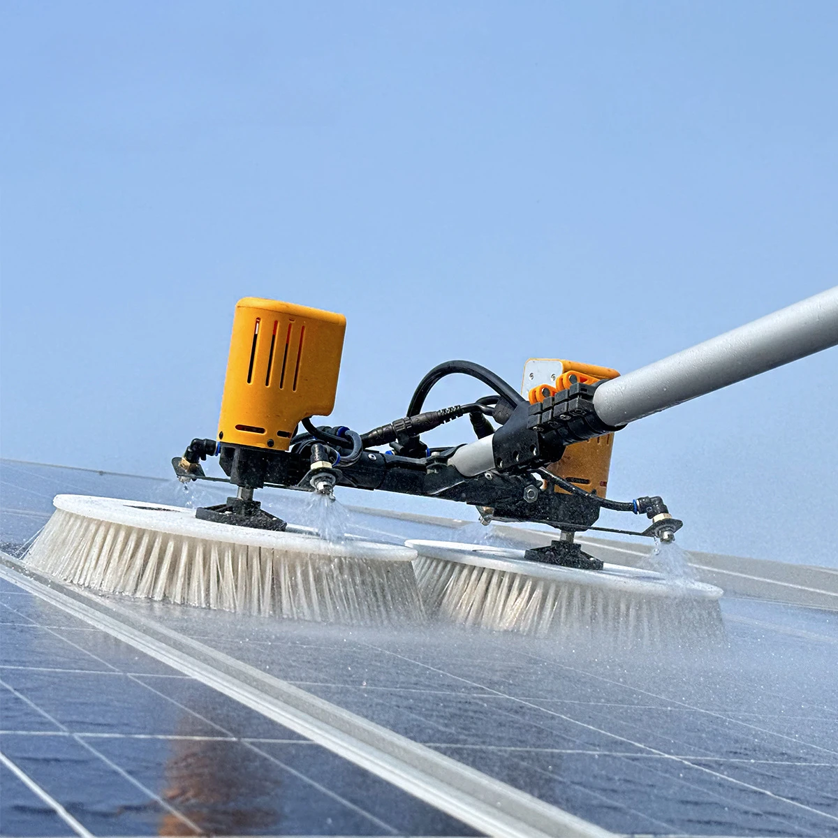 

Solar photovoltaic panel cleaning equipment, household roof photovoltaic panel cleaning machine equipment