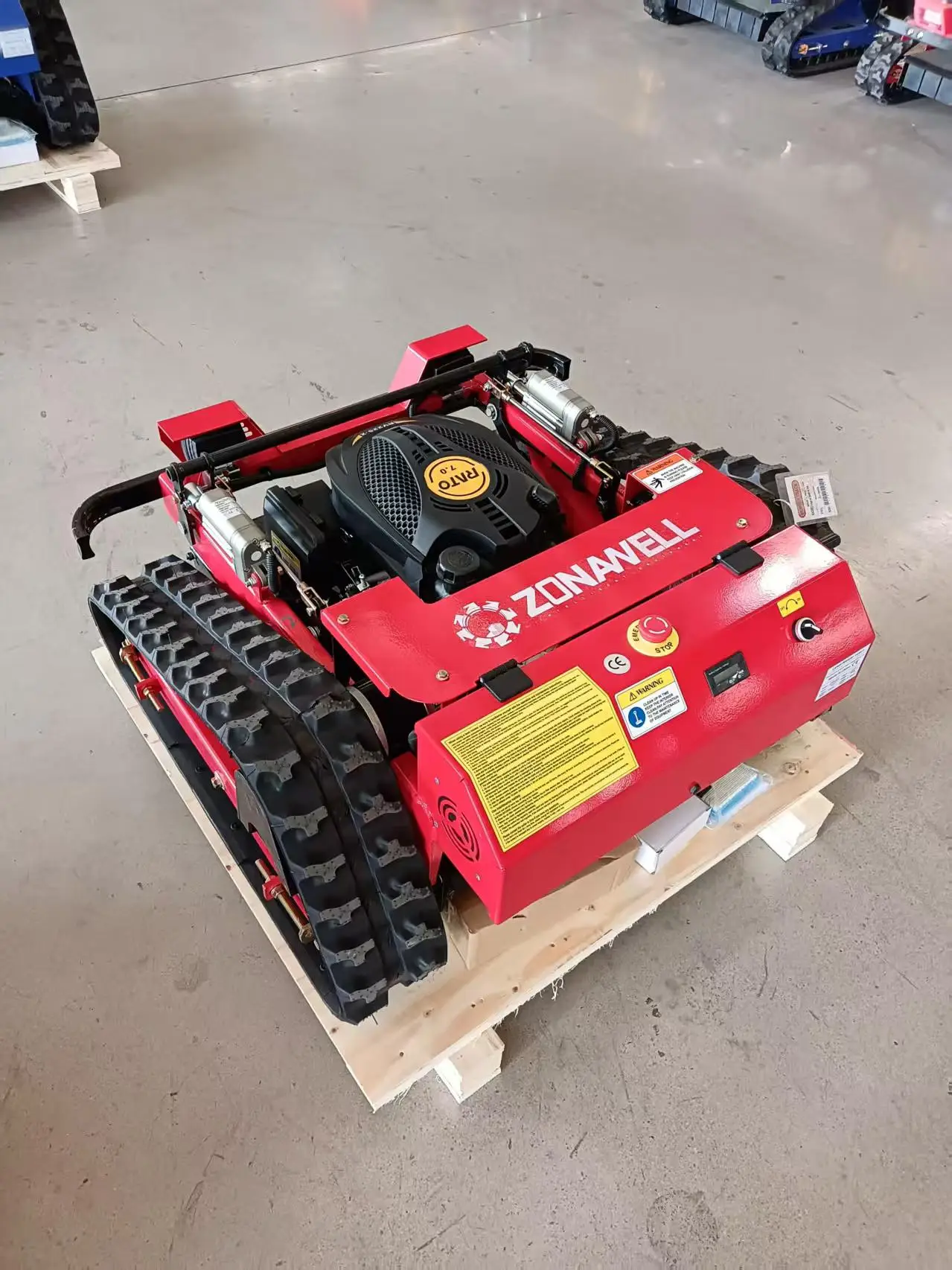 500 مللي متر قابل للتعديل الذاتي 20-150 مللي متر رفع سكين رئيس جزازة العشب التحكم عن بعد مجهزة بجهاز التحكم عن بعد الصناعي