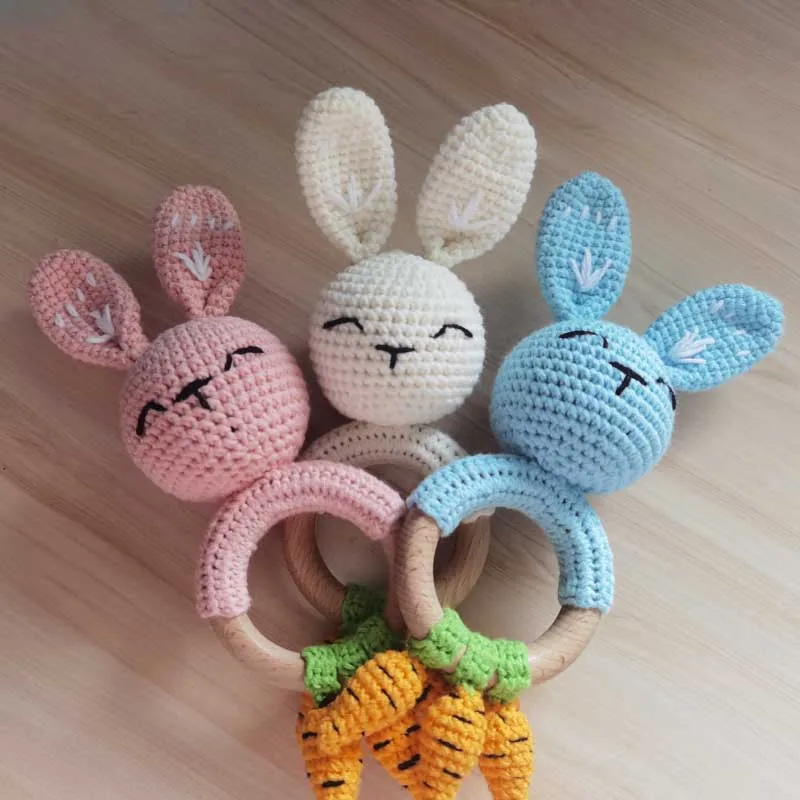 1Pc Baby Rattle Toys Wooden Teether Crochet Pattern Rattle Rabbit With carrots Toy Newborn Gift Baby Teether Crochet Handmad