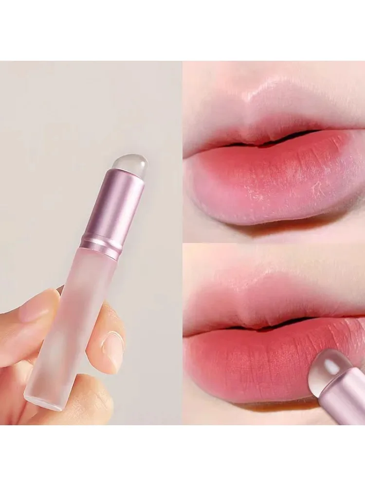 Mini pinceau de maquillage pour les lèvres en Silicone, brosse anti-cernes avec couvercle, applicateurs de masque à lèvres, brosse de brillant à lèvres pour femmes, outil de beauté