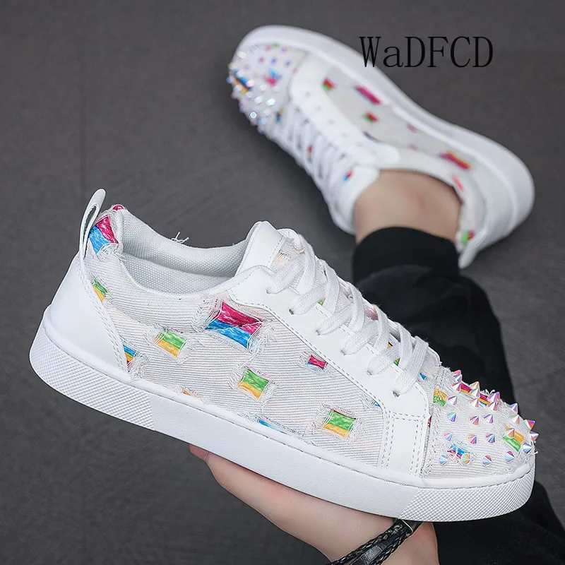 Sneakers Casual Men Designer Rivet Punk Board Shoes Fashion Leather Canvas Breathable Height Increased Flat Platform White Shoes