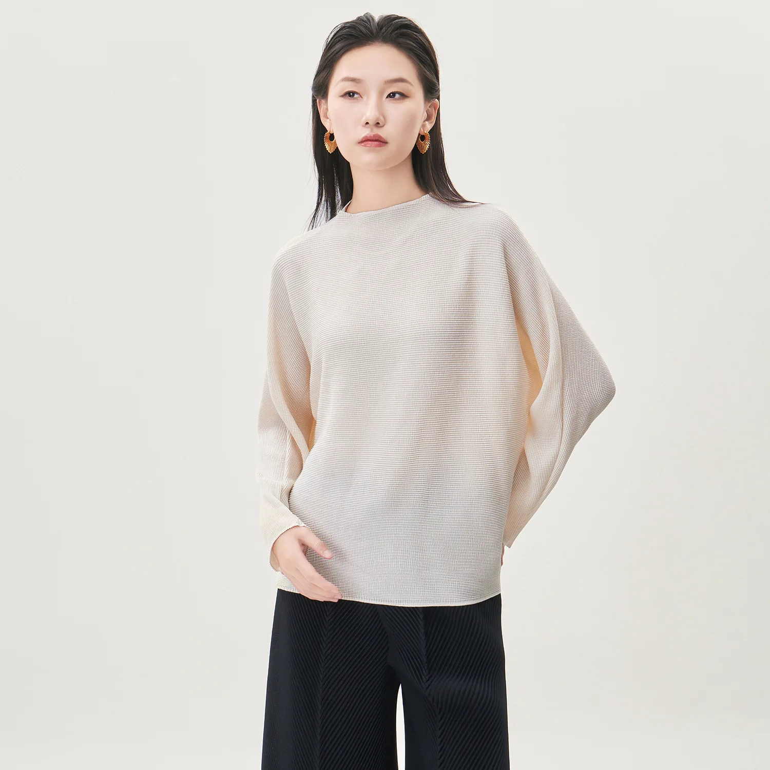 Miyake Fold 2025, herfst/winter dames T-shirt met lange mouwen, damesmode, losse grote effen kleur, veelzijdige mode-top herfst