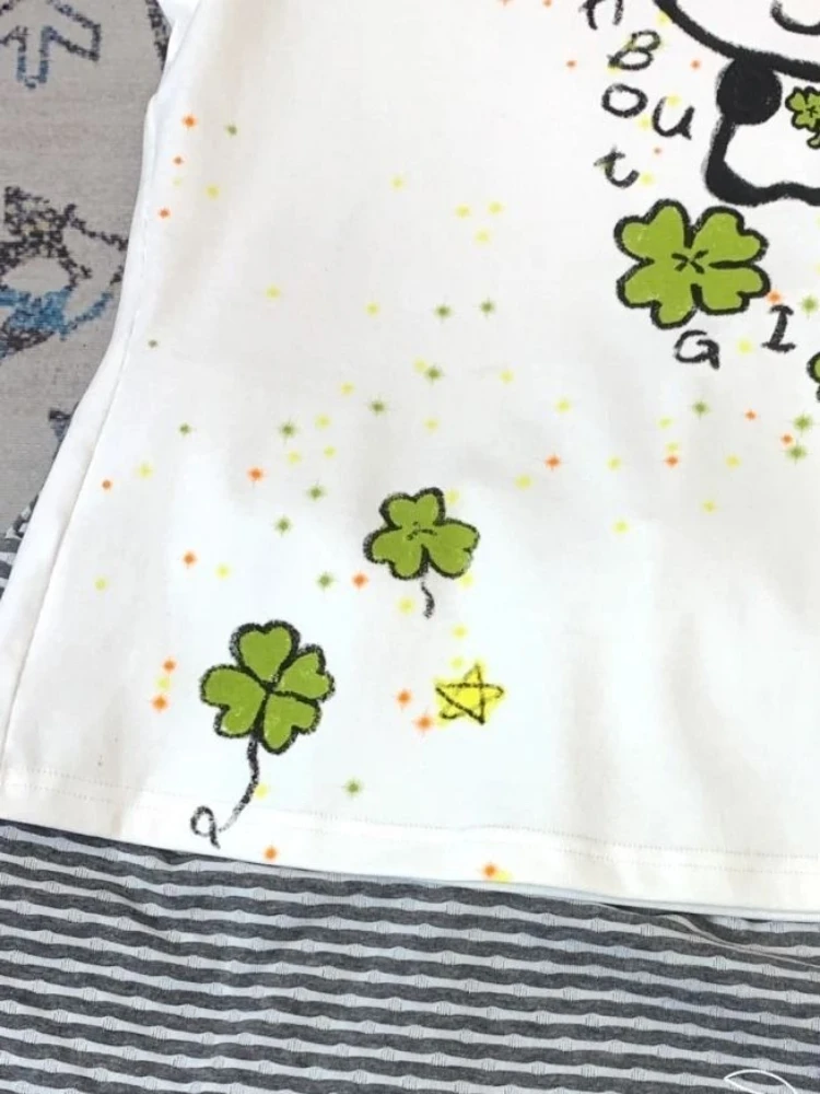 T-shirt grafiche da donna con stampa cartoon bianca Y2K T-shirt stile preppy slim fit estetica casual estiva Harajuku Grunge Top