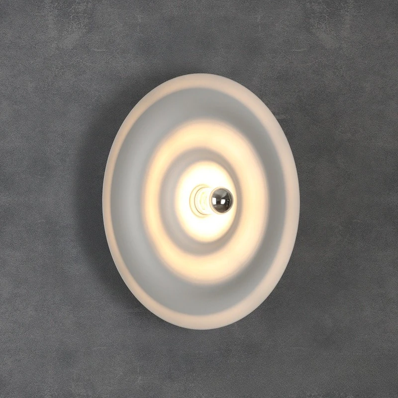 Nordic Minimalist W…