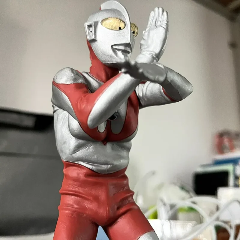 

24cm Ultraman Jack Action Figures Xplus Shf Figuren Pvc Doll Replace Hands Collection Model Sound Toy Children'S Holiday Toys