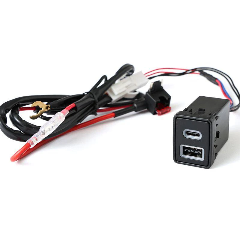 Fit for Nissan Teana Sylphy Qashqai X-TRAIL Serena Navara 12V/24V Car Charger Dual Port TYPE-C PD QC3.0 USB Interface Socket