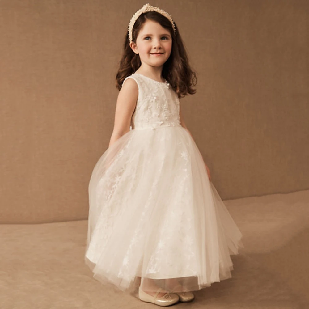 Customized Lovely O-Neck A-Line Flower Gril Dresses Lace Appliques Beading Tulle First Communion Dress Kids Wedding Party Ball G