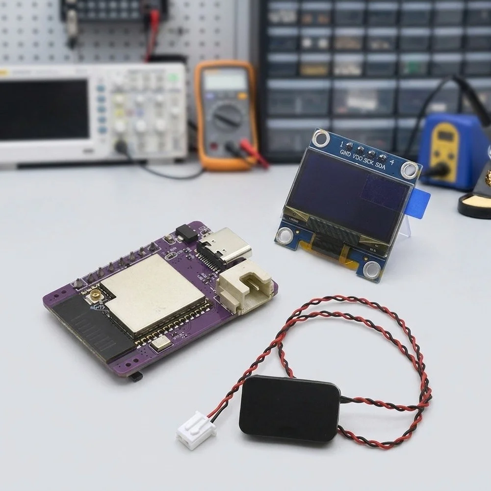 Dual-Core 32-Bit LX7 Microcontroller Board with 2.4GHz WiFi 5.0 LE and Comprehensive GPIO Support for Prototyping
