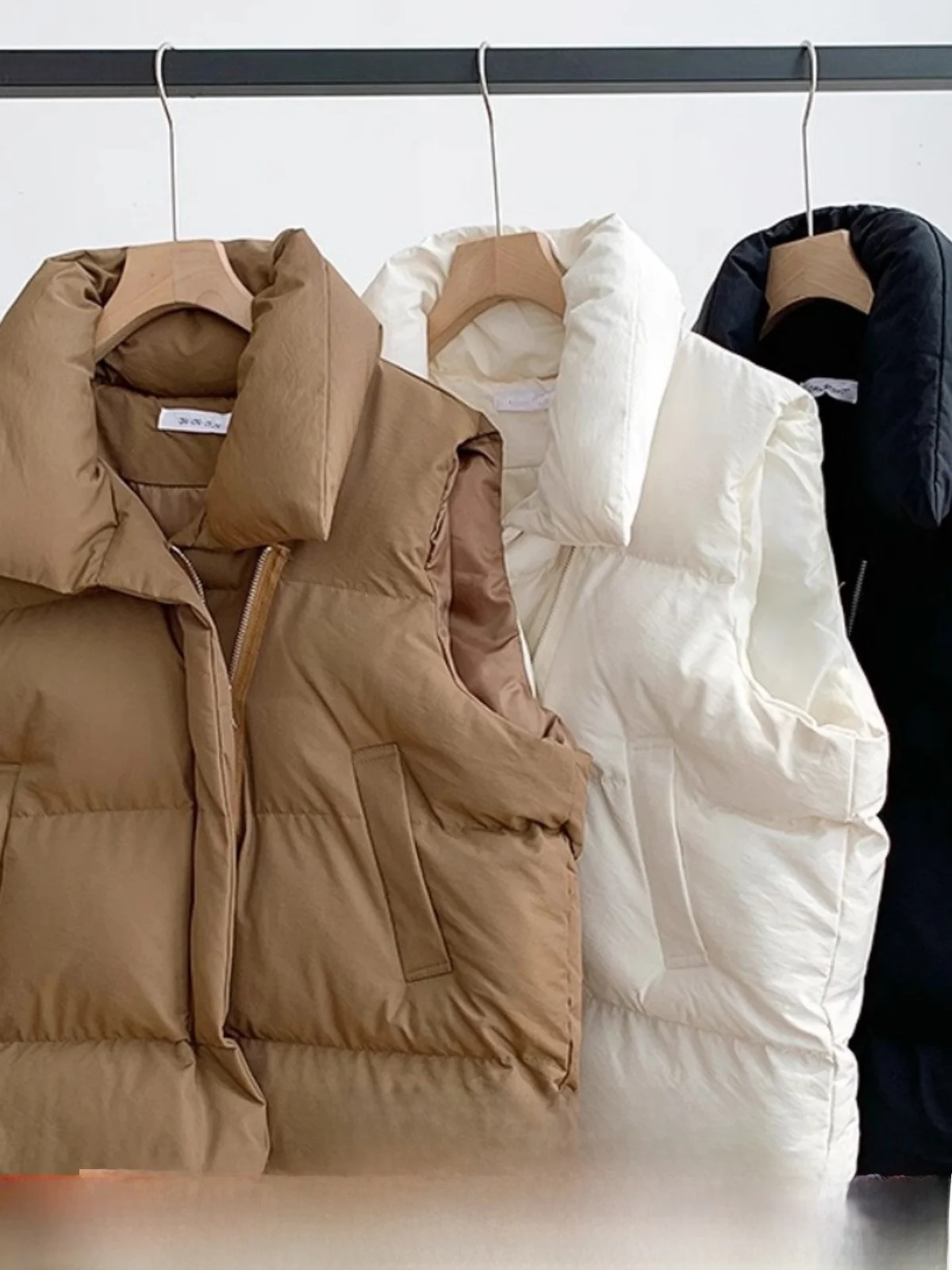 

Легкий повседневный хлопковый пуховый жилет, женский тюжет с застежкой-молнией, однотонный, для поездок на работу, без марки, этикетки, образцы товаров