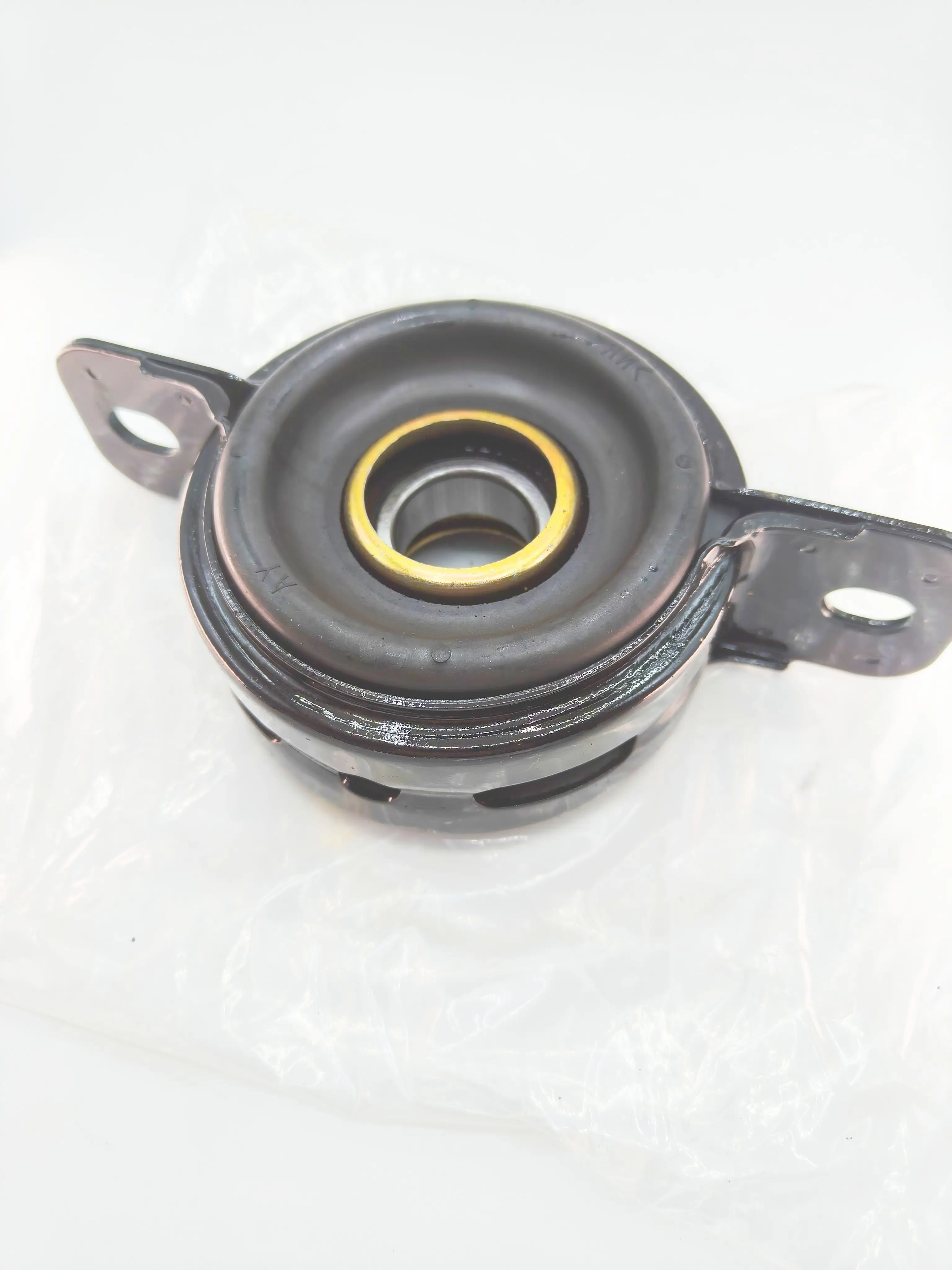 For Changan cs95 rear transmission shaft hanging rubber bearing rear four-drive transmission shaft hanger assembly Original