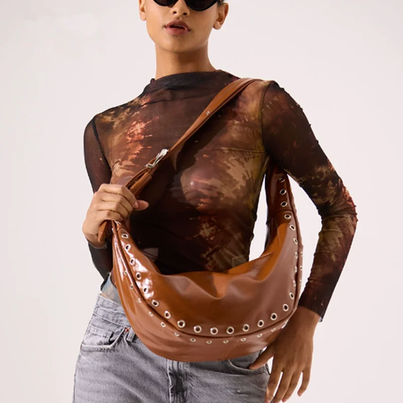 

Fashion Rivet Half Moon Women Shoulder Bags Casual Hobos Handbags Retro Oil Wax Pu Leather Crossbody Bag Trend Underarm Bag 2025