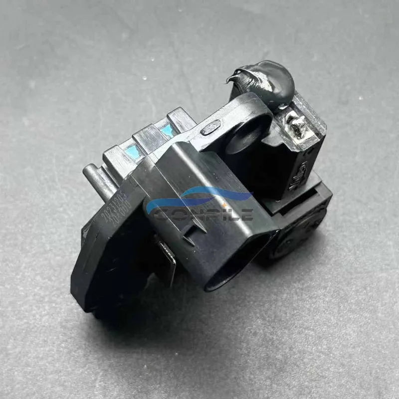 For Audi Mercedes Benz 18 Passat Maiteng Lamando TiguanL Generator Regulator 1-pin 1pcs