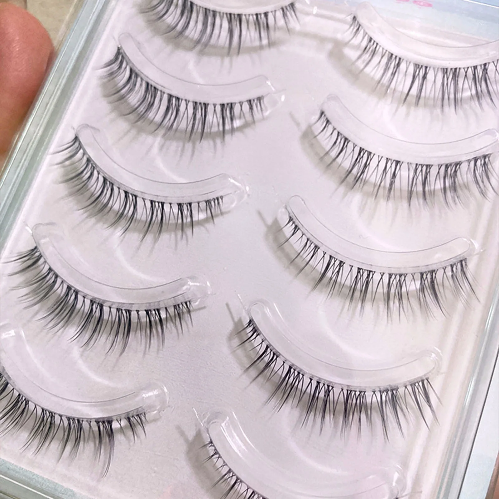 5 Pairs Clear Band False Eyelashes Thin Natural Look Eye Tail Lengthening Fluffy Multi Layer Volume Lashes For Party Makeup Tool